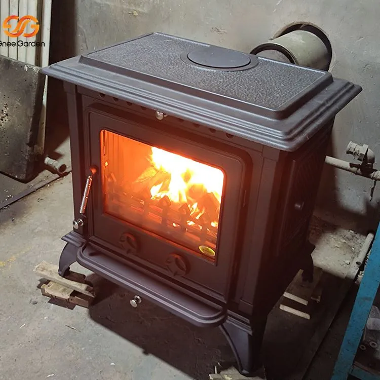 Divpusējs koka kamīns