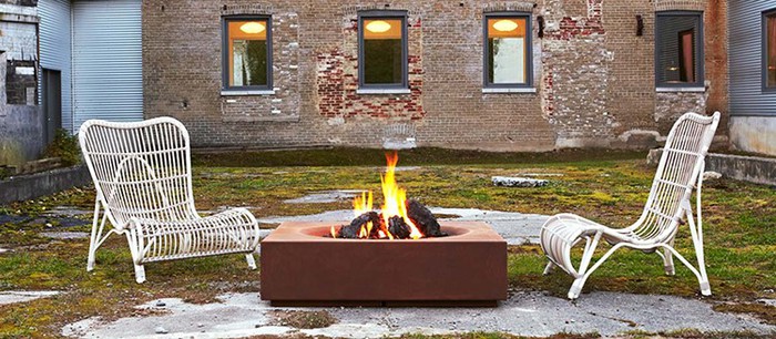 Square Corten Steel Wood-Burning Fire Pit Square Corten Steel Wood-Burning Fire Pit