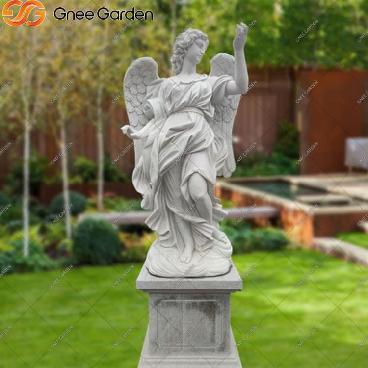 unique outdoor statues